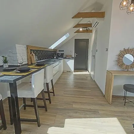 Meszes Apartman Kalocsa Exterior photo