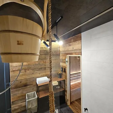 Meszes Apartman Kalocsa Exterior photo