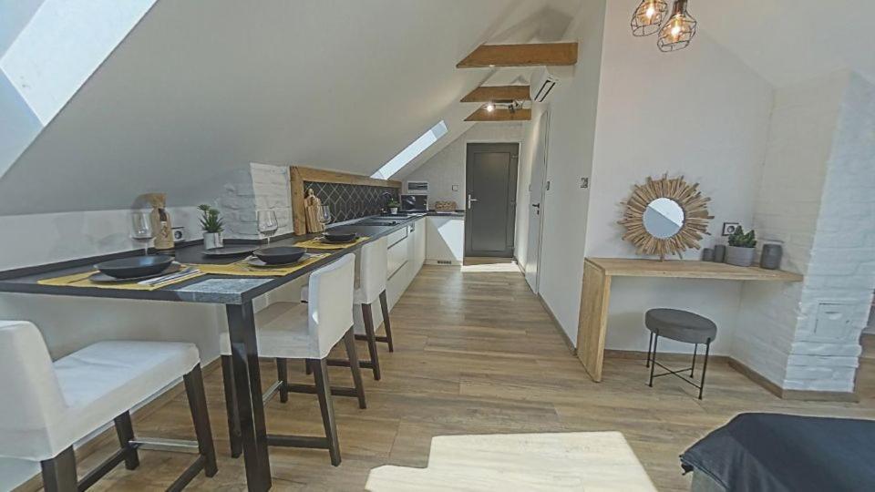 Meszes Apartment